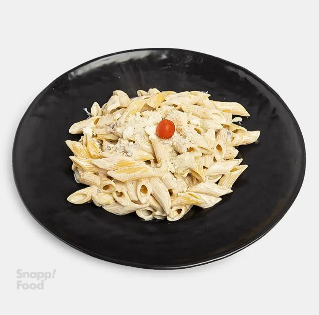 پاستا چیکن آلفردو